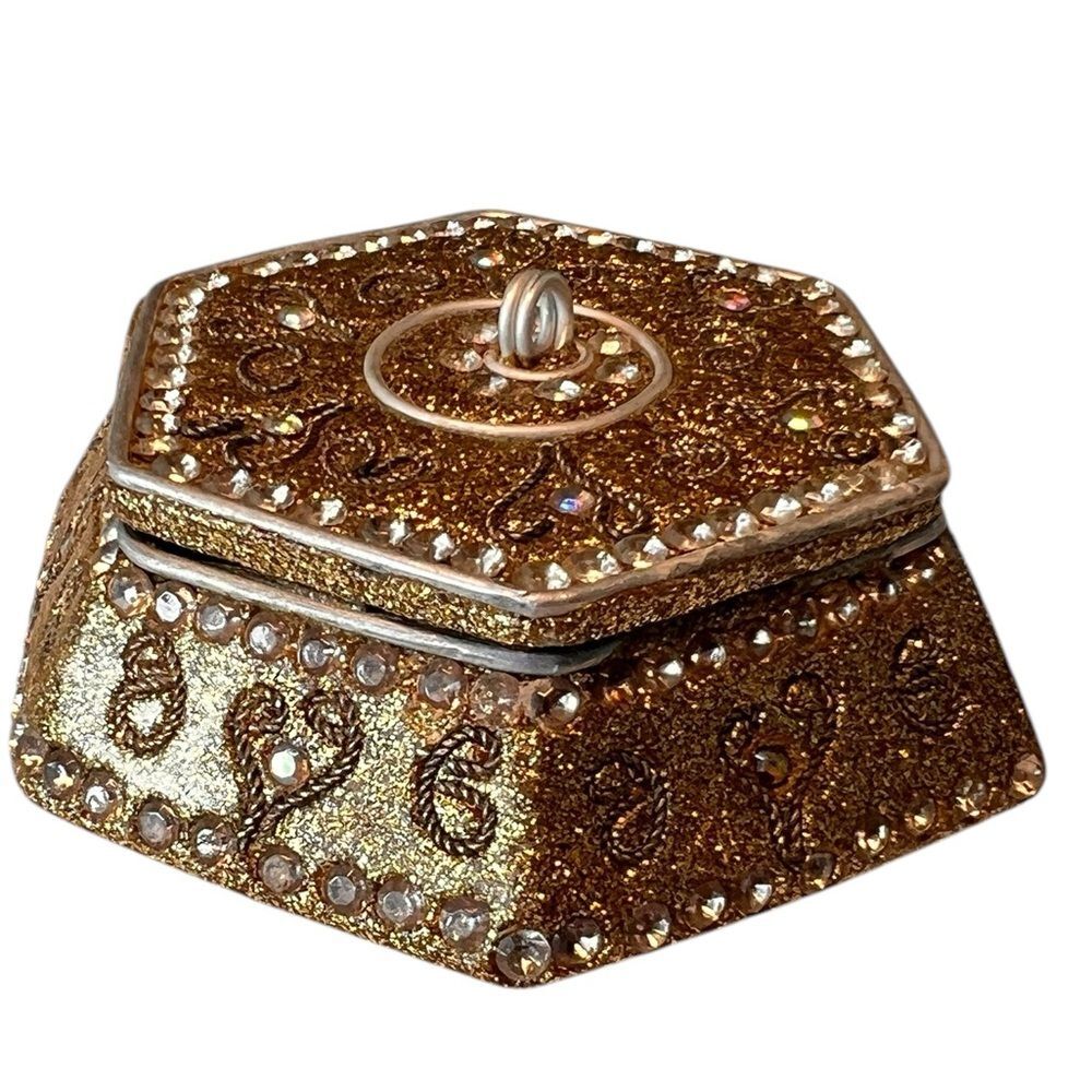 Vintage Bejeweled Glittery Trinket Box Hexagon Removable Lid Moroccan Gold